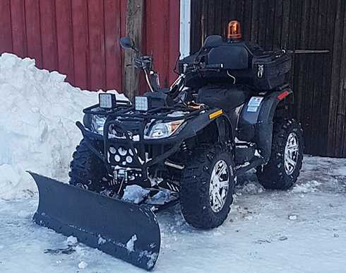 Svart fyrhjuling Viarelli 550L stulen i Bergvik väster om Söderhamn